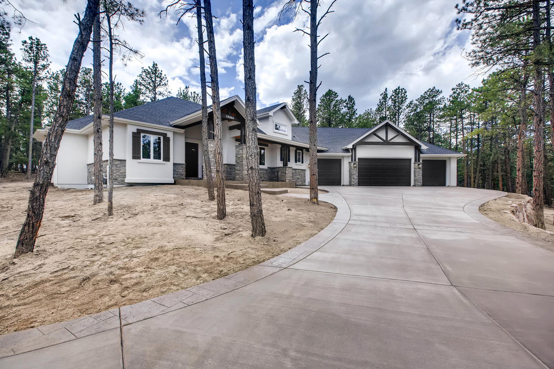 Telluride II Exterior Front