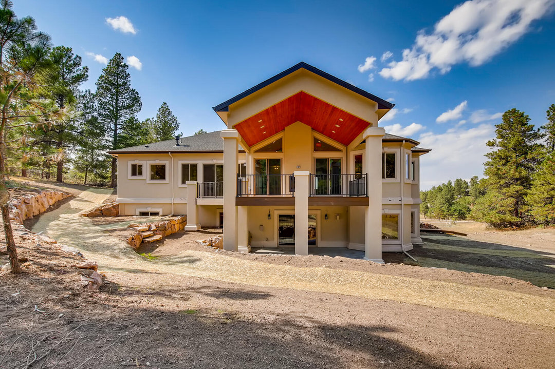Telluride I Exterior Back